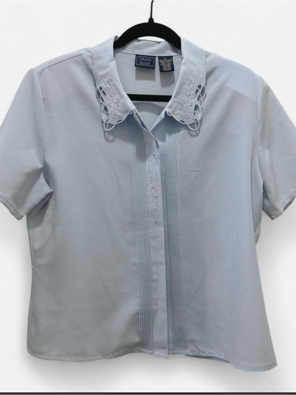 Vintage Baby Blue Button Up Blouse Grandmacore Polished Feminine Workwear 16